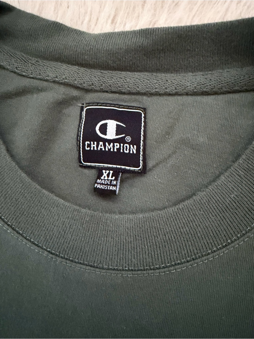Champion Olive Thyme Green Color Classic Crewneck T-Shirt Men’s Size XL NWT - Picture 4 of 6